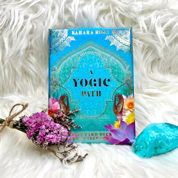 A Yogic Path Keepsake Oracle Card Deck LIKE NEW - Picture 3 of 5